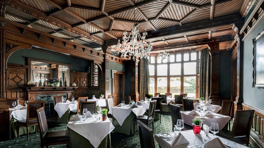 The Oak Room Restaurant